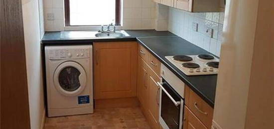 2 bedroom ground floor flat