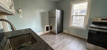 84 Lyman St #2, Pittsfield, MA 01201