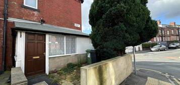 4 bedroom terraced house