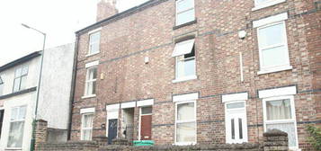 4 bedroom terraced house