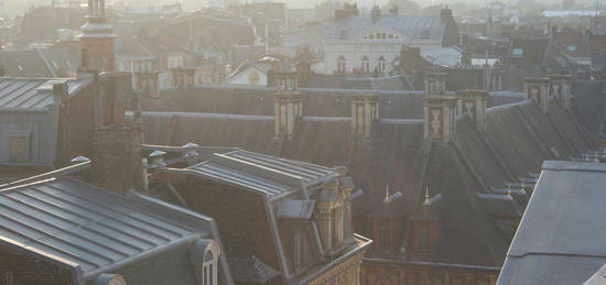 Chambre étudiant meublée GRAND PLACE. Toutes charges comprises