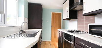 3 bedroom flat to rent