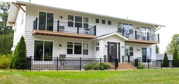 287 S Third Ave Unit 5, Fruitport, MI 49415