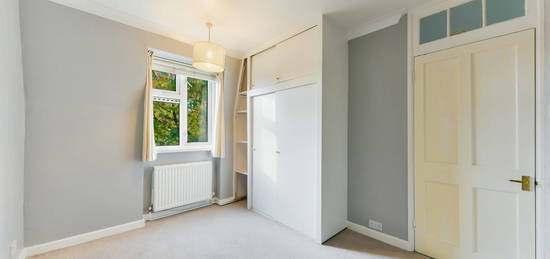 Flat for sale in Mortlake High Street, Mortlake, London SW14