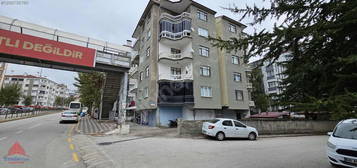 TOKAT OKULLAR KAMPÜSÜ KAVŞAĞINDA 3+1 DAİRE