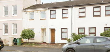 2 bedroom terraced house