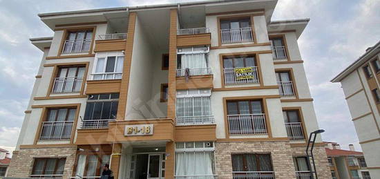 LADİK 2.ETAP TOKİLER DE ARA KAT SATILIK DAİRE