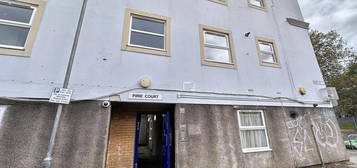 Flat to rent in Perry Street, Easton, Bristol BS5