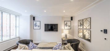 Flat to rent in Hamlet Gardens, London W6