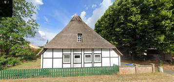 Charmantes Bauernhaus mit Reetdach und Ausbaureserve im Krs. Herzogtum Lauenburg