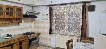 Apartament 2 camere decomandate zona Terezian