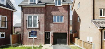 3 bedroom detached house