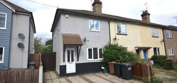 Semi-detached house to rent in Navigation Road, Chelmsford CM2