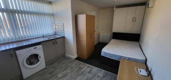 1 bedroom flat