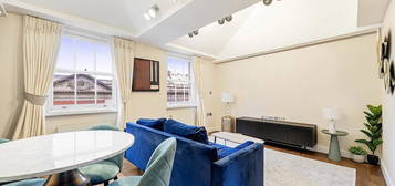 Flat to rent in Baker Street, Marylebone NW1