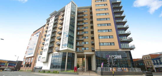 2 bed flat for sale