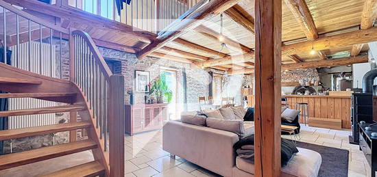 Maison de 5 pièces avec 4 chambres à vendre à Lezigneux