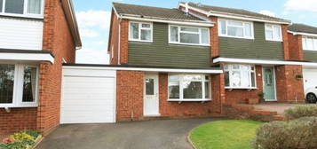 3 bed semi-detached house to rent