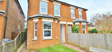 4 bedroom semi-detached house