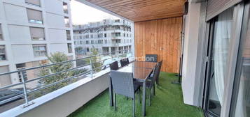 SUPERBE T2-43 m² -RESIDENCE 2022 -TERRASSE 12m² - PARKING SS-SOL