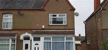 2 bed end terrace house to rent