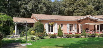 Belle maison Jau 5 pièce(s) 125 m2