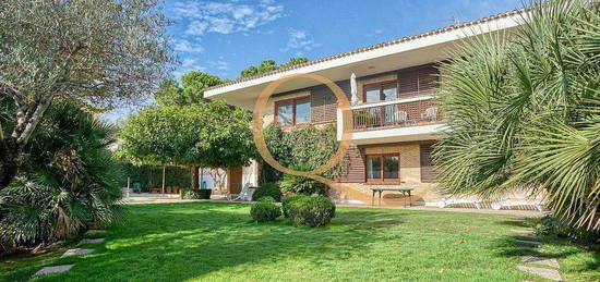 Chalet en Piovera - Conde Orgaz, Madrid