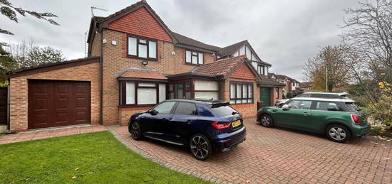 4 bedroom detached house