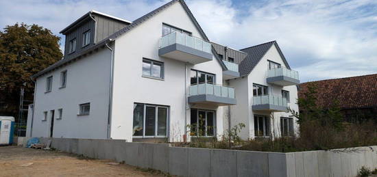 Neubau Erstbezug 2 ZKB DG Wohnung mit Balkon und Weitblick