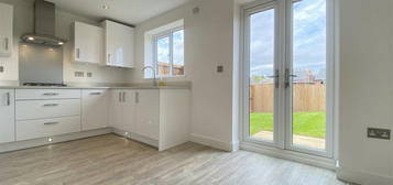 3 bedroom semi-detached house