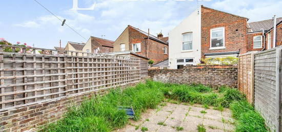 3 bedroom terraced house