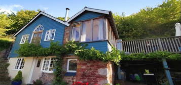 1 bedroom detached house