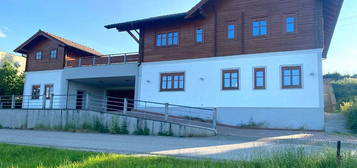 Traumhafte Villa mit Pool in Seenähe