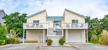 7118 Ocean Dr, Emerald Isle, NC 28594