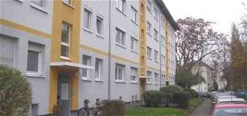 Top : Sanierte und Renovierte 2-Zimmer-Stadtwohnung mit Balkon