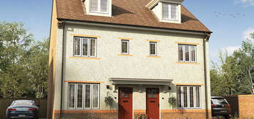 3 bed semi-detached house for sale