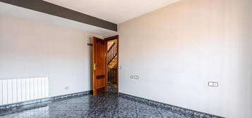 Casa adosada en venta en Centre - Eixample – Can Llobet