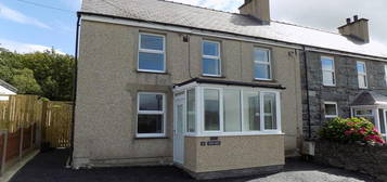 3 bedroom semi-detached house