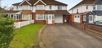 4 bedroom semi-detached house for sale