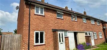 Semi-detached house to rent in Birdsfoot Lane, Luton LU3