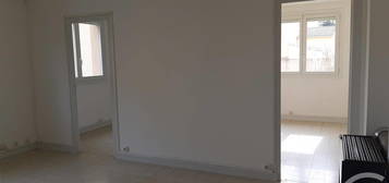 Location appartement 3 pièces 46 m²