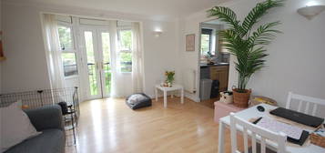 2 bed flat to rent