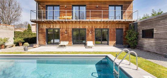 Contemporaine avec piscine à Pibrac