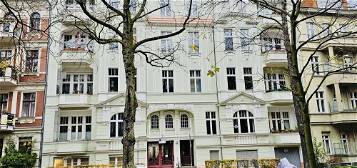 Wunderschöne 5-Zimmer-Wohnung in belebter Gegend in Berlin Friedenau zu vermieten