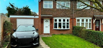 3 bed semi-detached house to rent