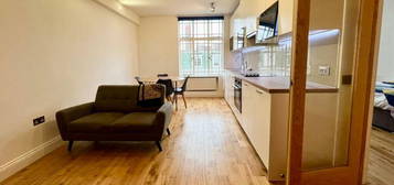 2 bedroom flat