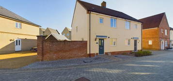 3 bedroom semi-detached house for sale