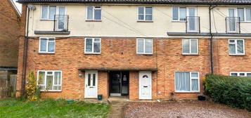 Maisonette for sale in Fletcher Way, Hemel Hempstead, Hertfordshire HP2