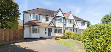 5 bedroom semi-detached house