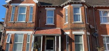 Flat to rent in Claremont Road, Folkestone CT20